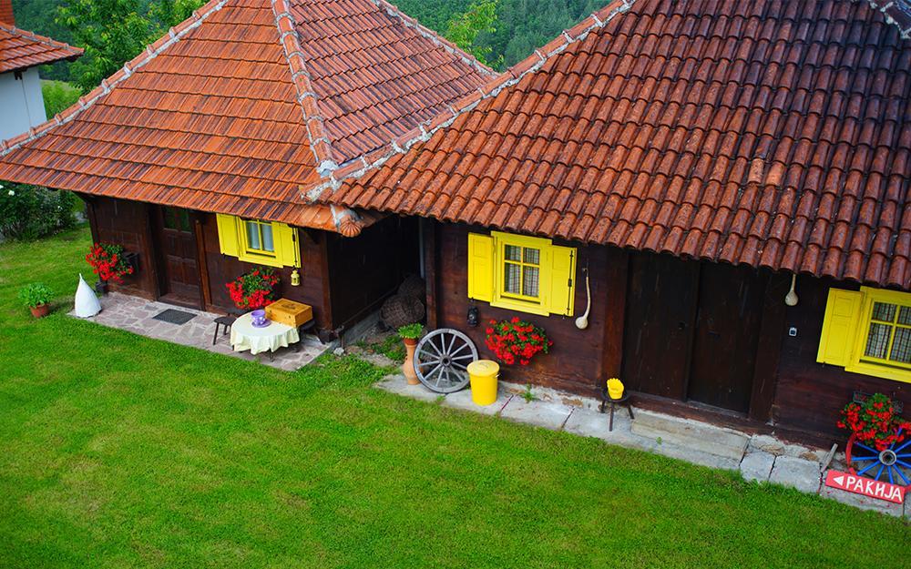 Etno Selo Rajski Konaci Leusici Exterior foto